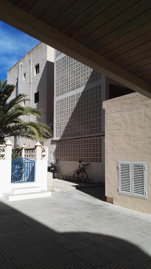 Apartamentos Formentera Copacabana 18 Es Pujols Exterior photo